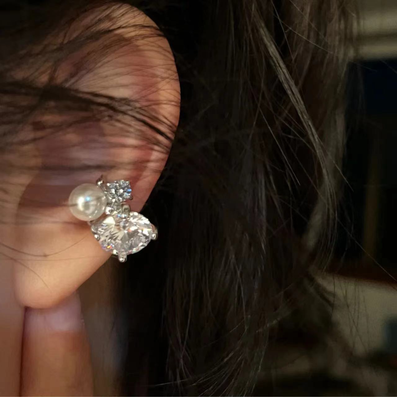 Ear Cuff No Piercing - 1 шт. блестящий клипс-украшение для уха