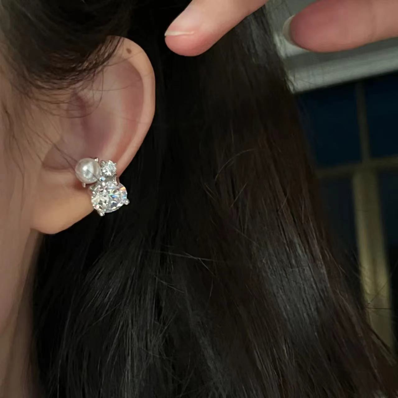 1 шт. блестящий клипс-украшени – обзор и цена Ear Cuff No Piercing