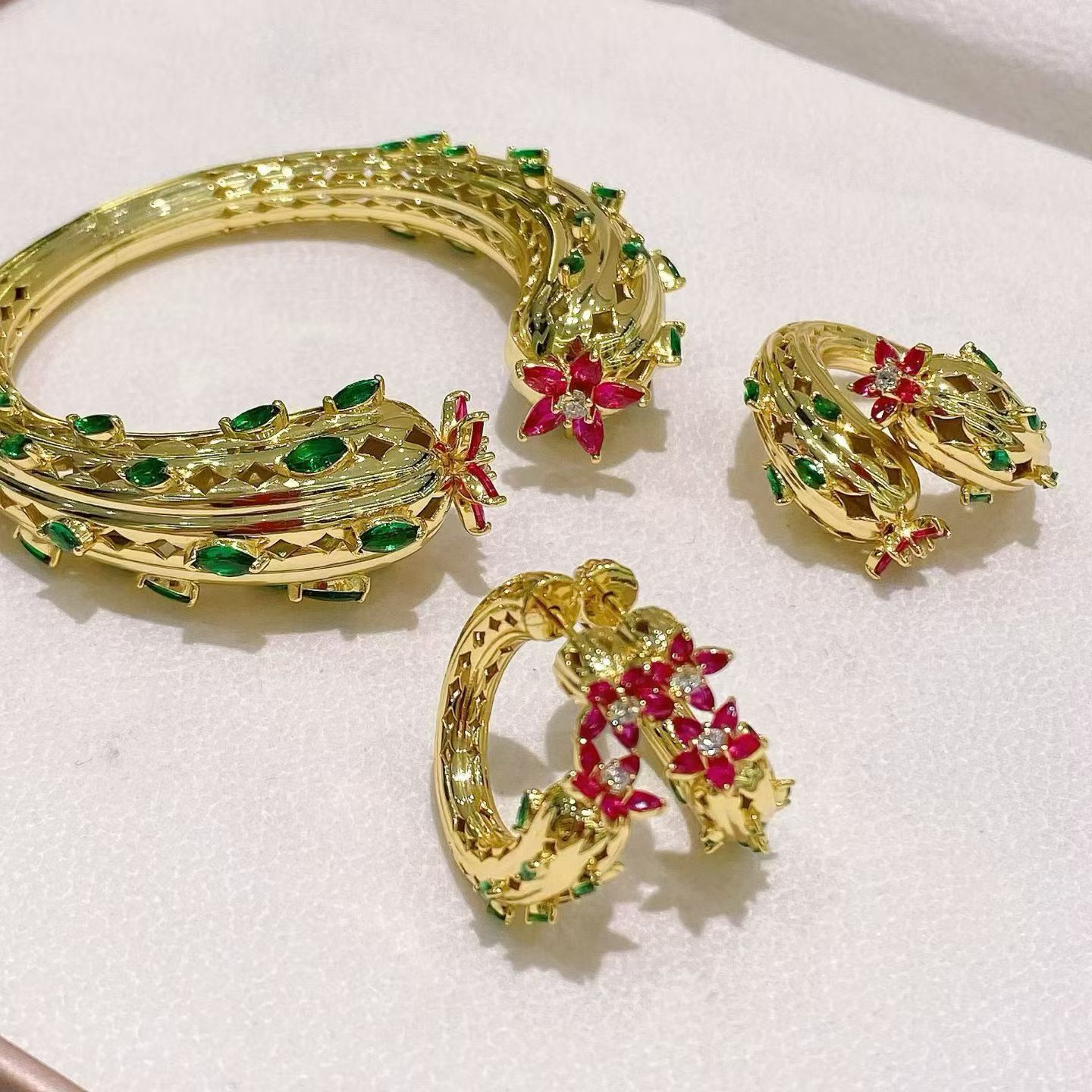 Набор ювелирных украшений из с – обзор и цена Cuff Bangle Bracelet